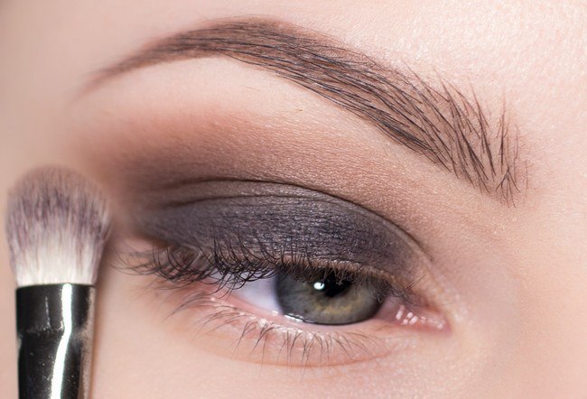 Весняний вечірній макіяж