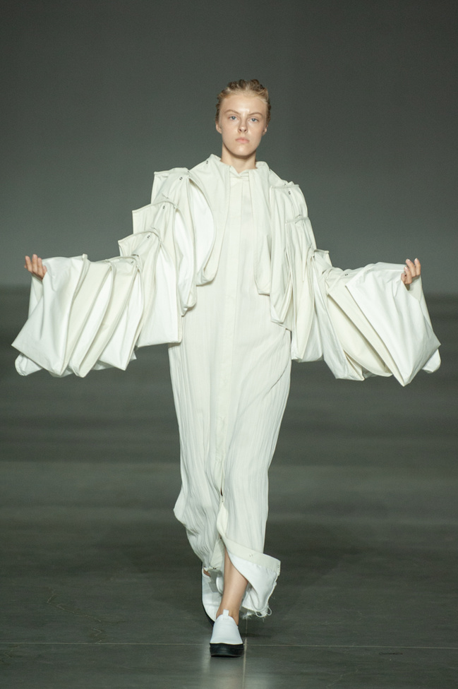 Показ DZHUS на Ukrainian Fashion Week noseason sept 2021
