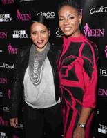 MC Lyte в платье от Olena Dats'