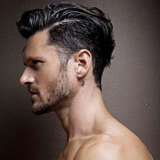 Чоловічі зачіски, які в моді в 2019 році