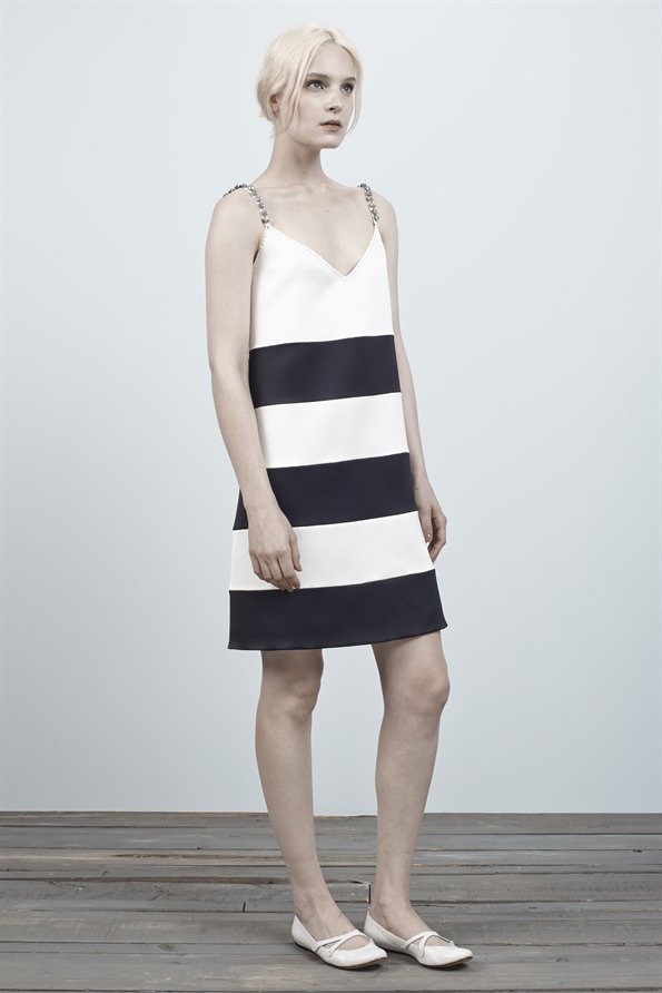 Платья в горошек