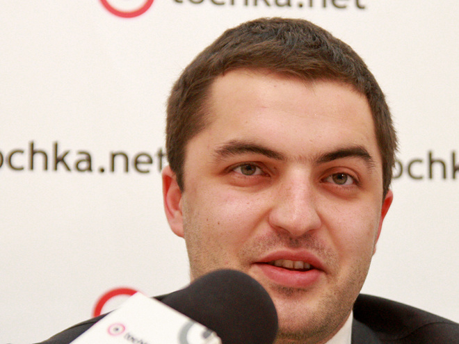 Євген Ларін