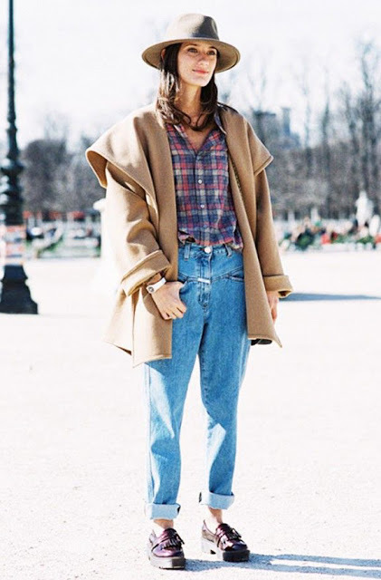 літні джинси 2016: рванi края