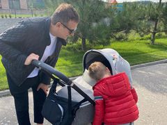 Юрий Горбунов с детьми