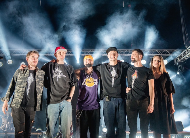 Скандал довкола «Бумбокса»: з мережі зникли альбом «Рубікон» та дует з Кароль