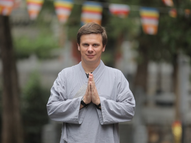 Дмитро Комаров