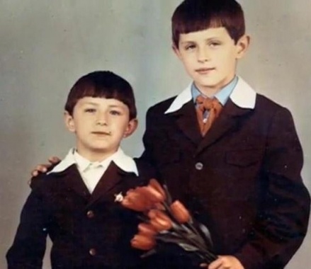 Звезды в школе: 10 фото из личного архива