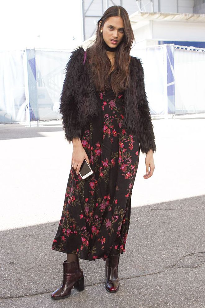 Як стильно одягнутися в прохолодну погоду