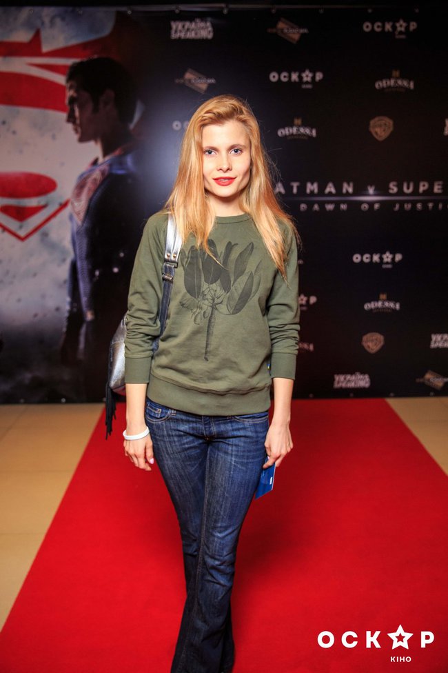 Бэтмен против Супермена премьера