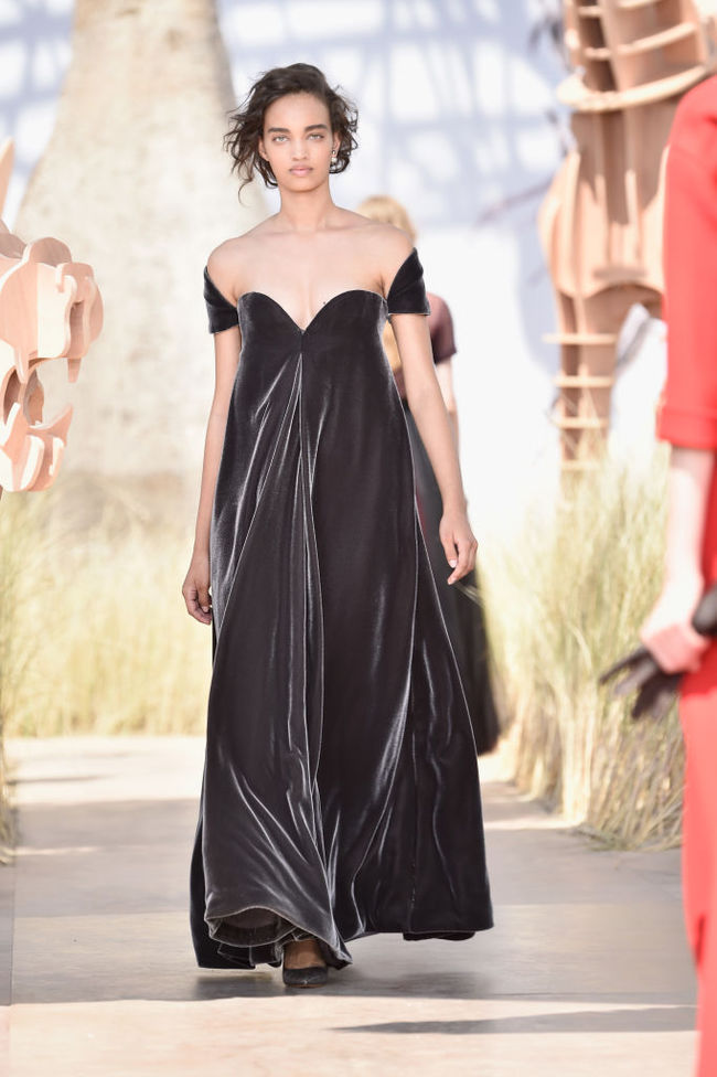 Бархатные вещи: платья