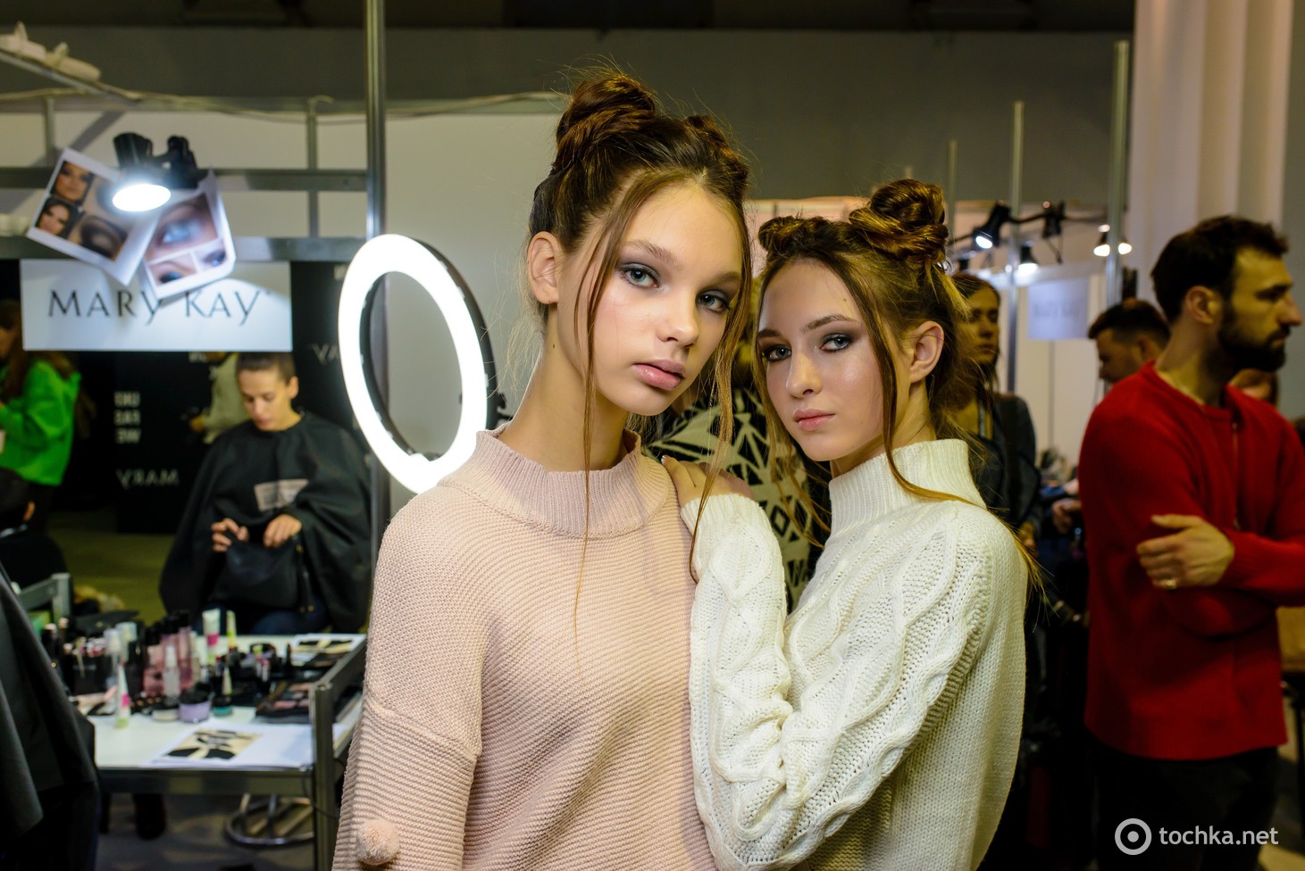 Backstage третьего дня UFW FW19-20