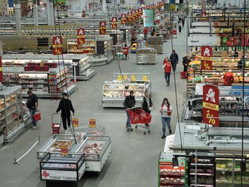 З вдячністю за захист: Auchan Україна запроваджує постійний кешбек для військових