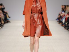 Показ VOROZHBYT&ZEMSKOVA