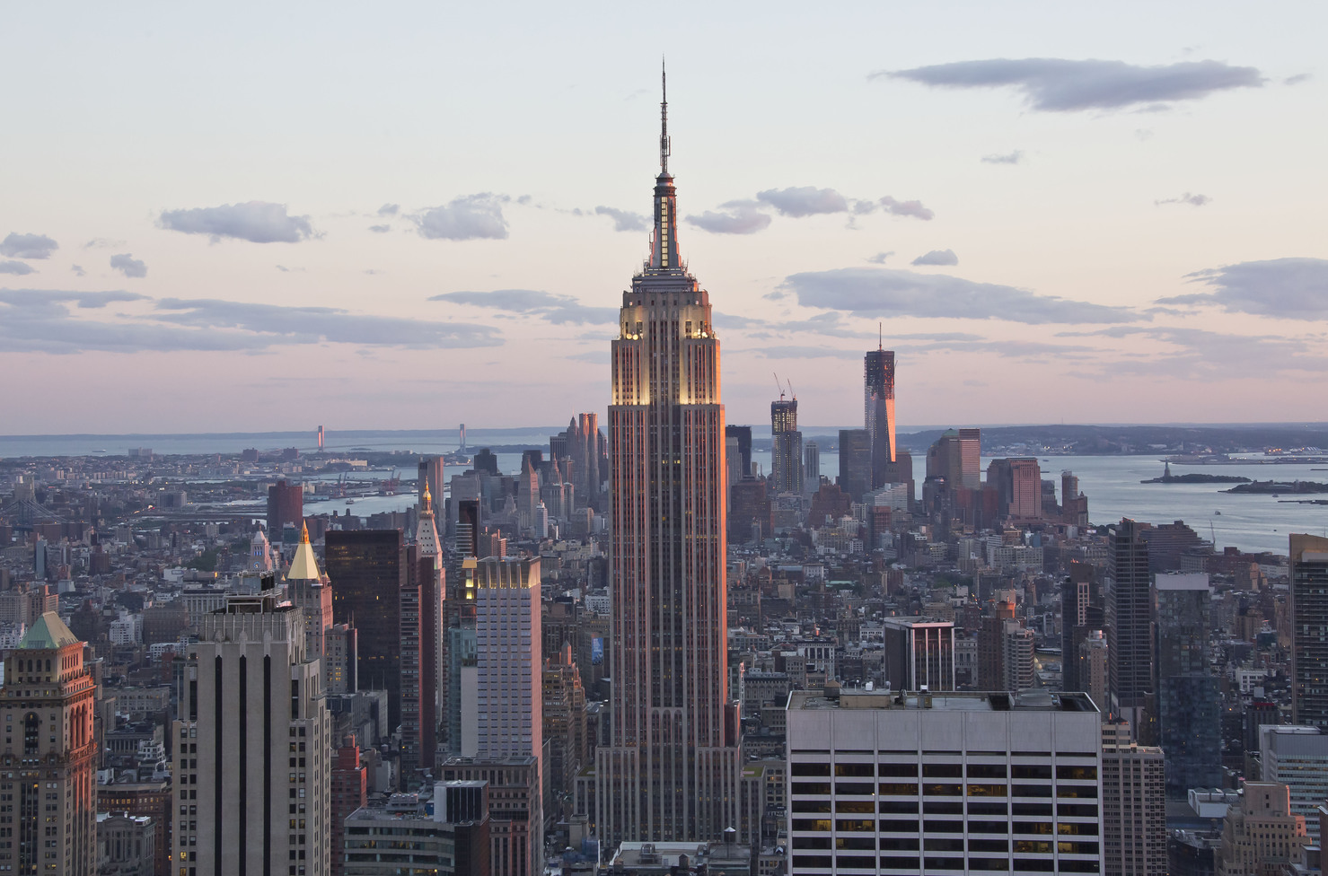 Эмпайр-Стейт-Билдинг