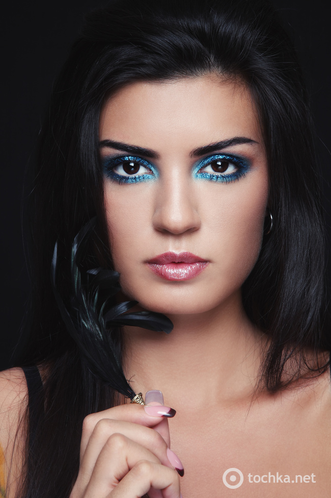 Вечерний макияж для брюнеток