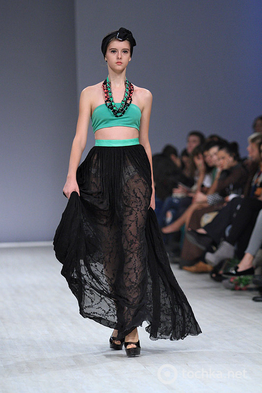 Показ Elena BURBA