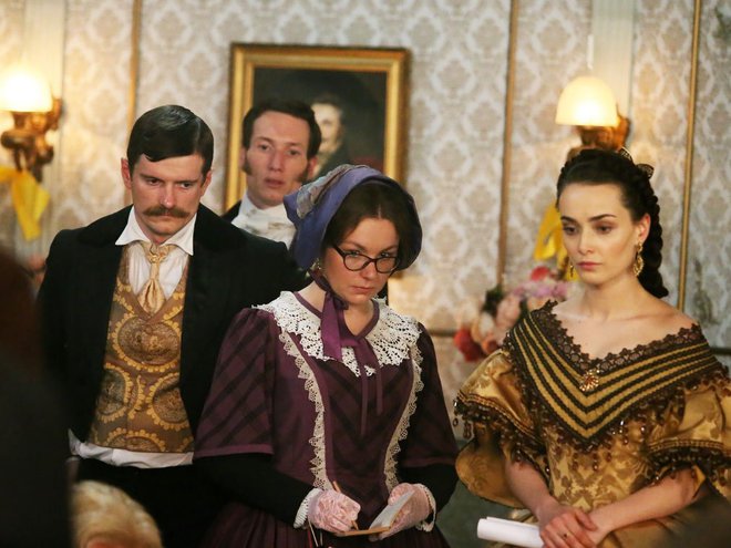 Чи повернеться Лідія Шефер і що буде з Наталі Дорошенко: перші подробиці про 3 сезон "Кріпосної"