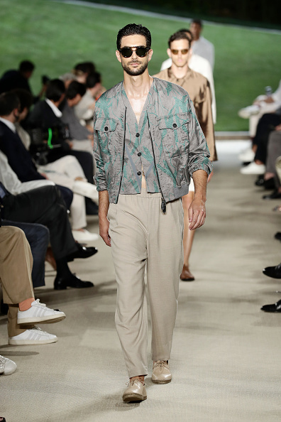 Giorgio Armani весна-лето 2022