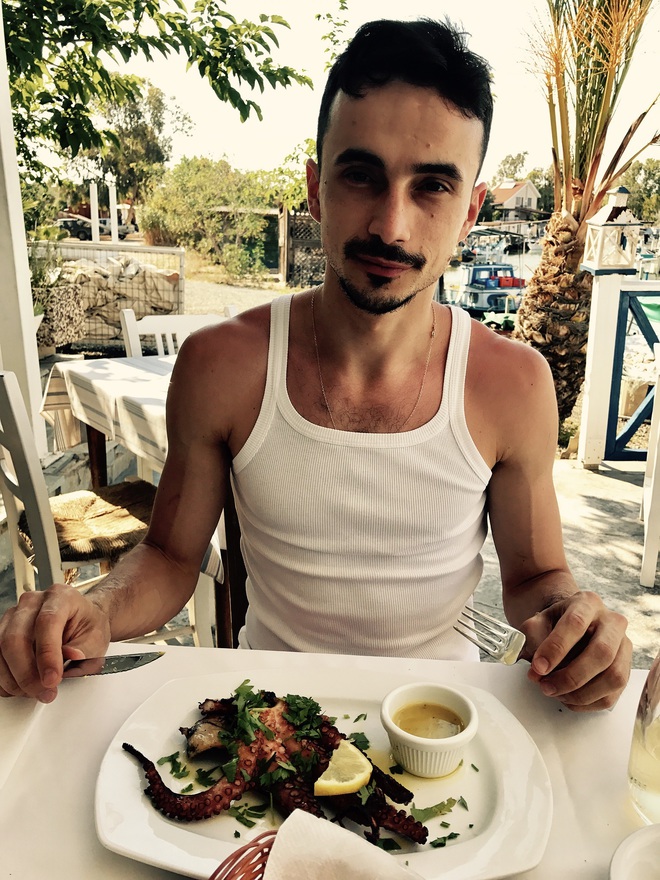 Александр Стоянов и Екатерина Кухар показали фото с семейного отдыха