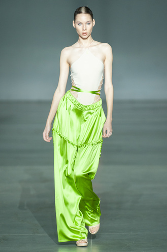 Показ Arutiunova: UFW noseason sept 2021 на Ukrainian Fashion Week noseason sept 2021