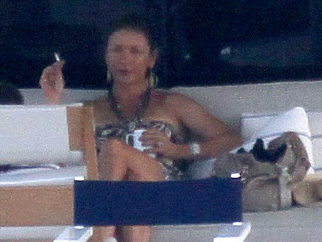 Catherine zeta jones naked pregnant smoking