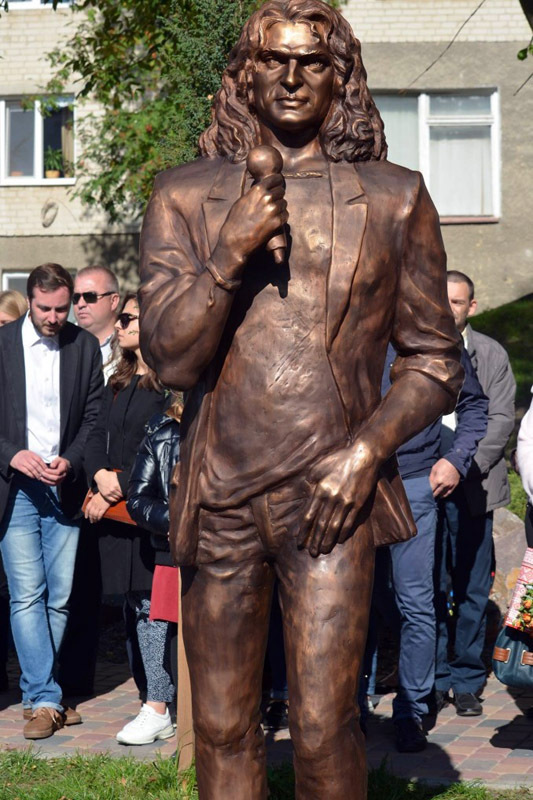 Пам'ятник Скрябіну на Волині