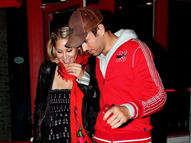 Анна Курнікова та Енріке Іглесіас