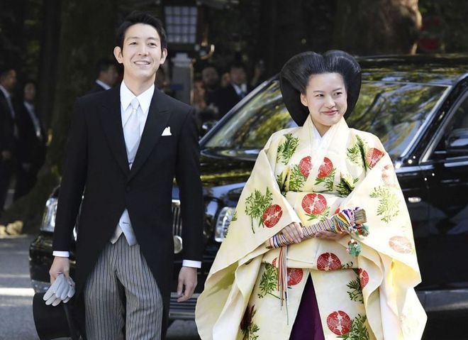 Аяко Такамадо вышла замуж