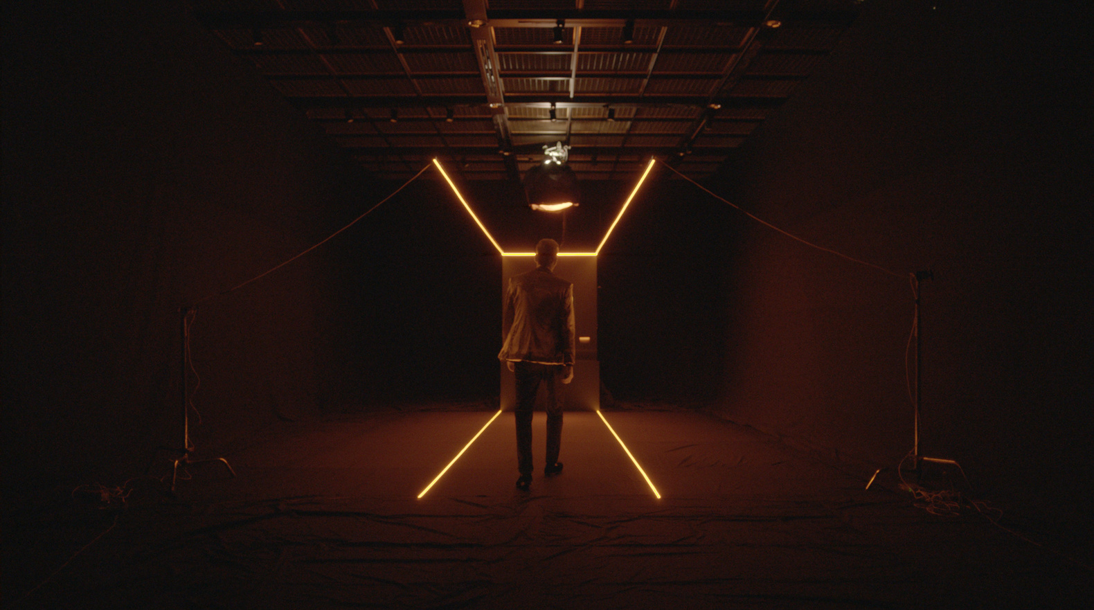 Как проходили съёмки клипа Адвокатов "Пчела"