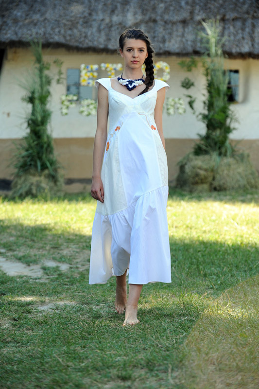 Коллекции Этно-fashion на фестивале «Країна Мрій»: Kostelni