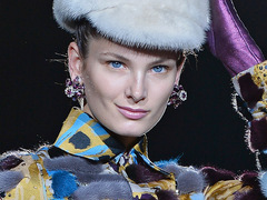 Тренд осени: без ресниц и бровей