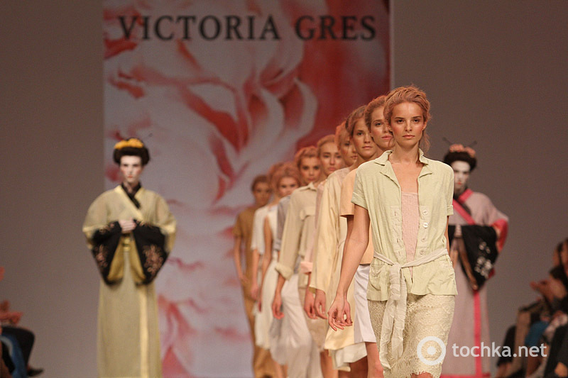 Показ VICTORIA GRES