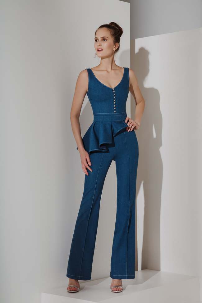 Алла Костромичева в лукбуке бренда ELENA GURANDA