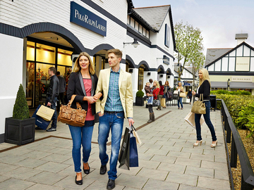 Cheshire Oaks, Британия