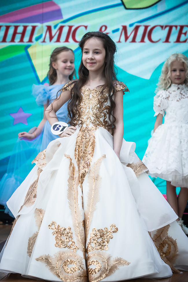 У Києві пройшов арт-фестиваль "Міні Міс та Містер України 2019"