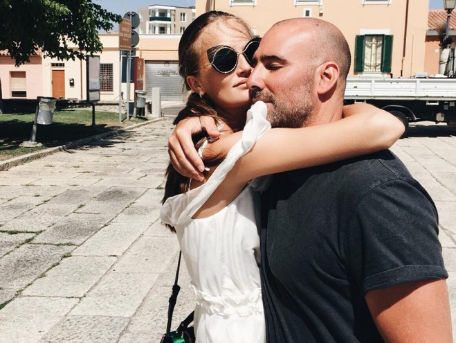 Алла Костромичева с мужем Джейсоном Капоне