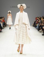 Показ LARISA LOBANOVA