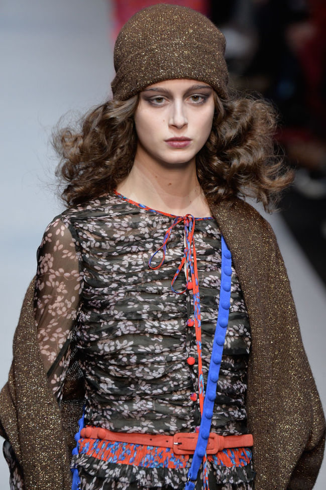 Лучшие бьюти-образы с показов на Неделе моды в Париже