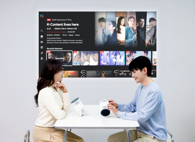 Коли технології підсилюють відчуття від перегляду: короткий огляд проектора Samsung The Freestyle+