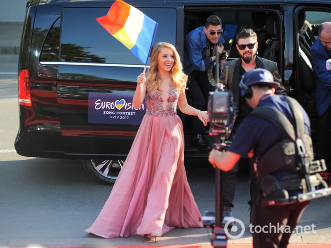 Євробачення 2017: червона доріжка в Києві (фото, відео)
