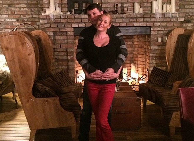 Анастасия Волчокова и Бахтияр