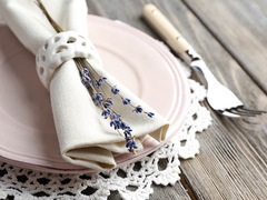 Уроки етикету: сервіруємо стіл у французькому стилі