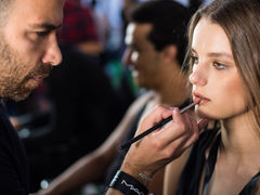 як підібрати правильний відтінок помади