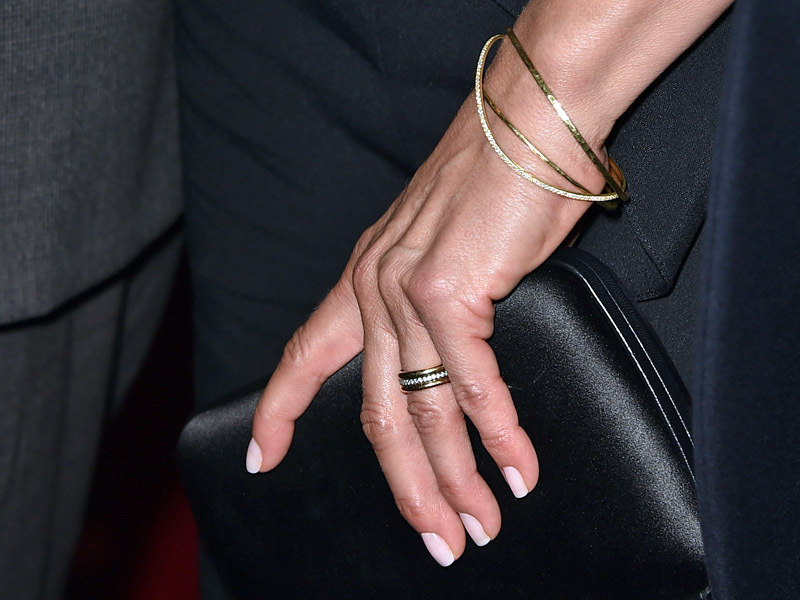 Дженнифер Энистон