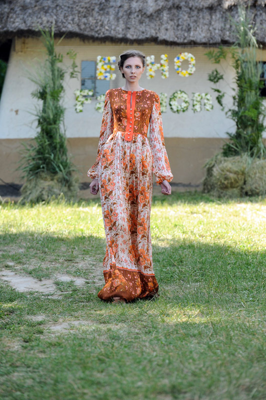 Коллекции Этно-fashion на фестивале «Країна Мрій»: Iryna DIL’