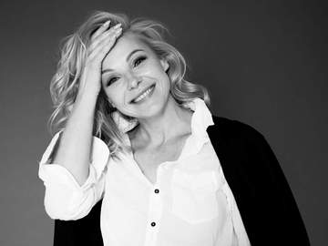 Цієї миті рік потому