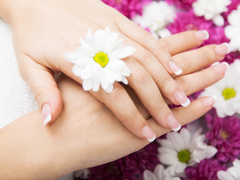 Уход за ногтями