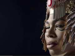 Макияж на Хэллоуин от визажиста МАС: образ Клеопатры 