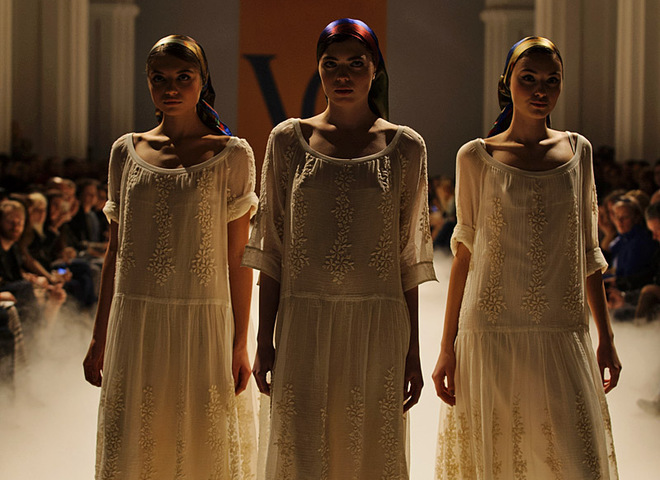 Показ VICTORIA GRES