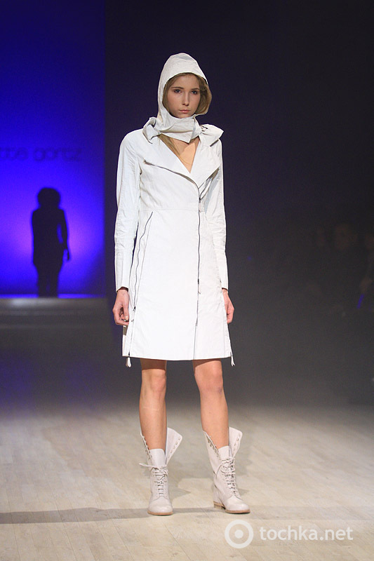 Показ Annette GORTZ